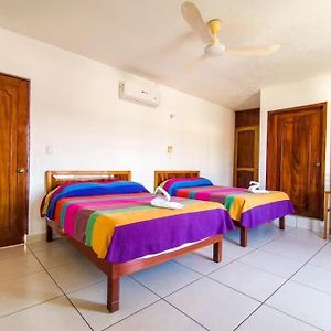 Habitación con 2 Camas Individuales